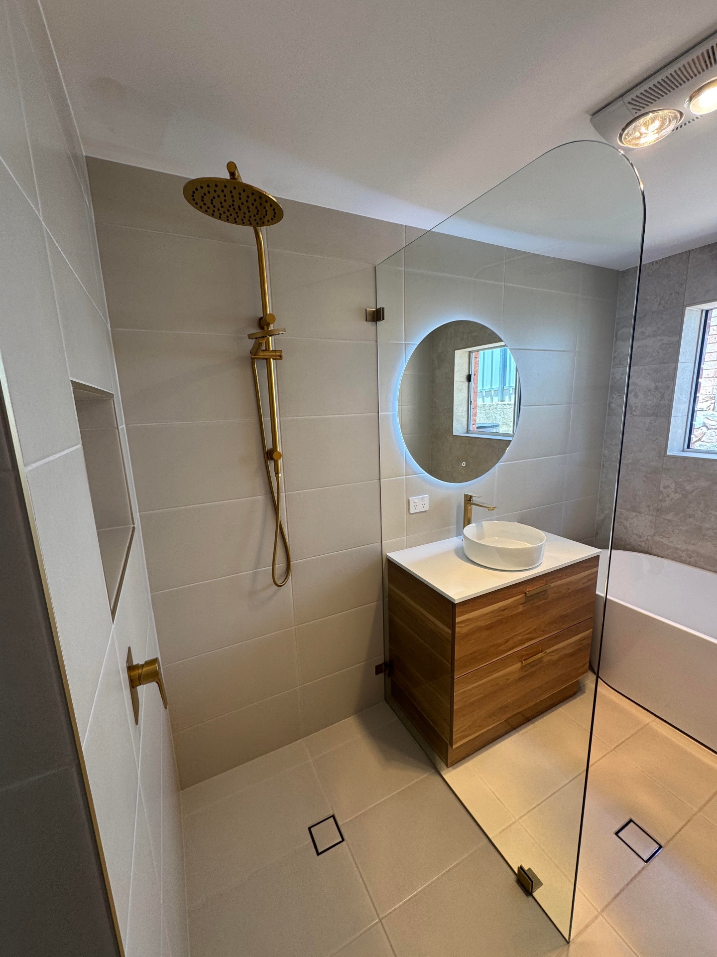 Bathroom detail clean completed by Shine Yeti